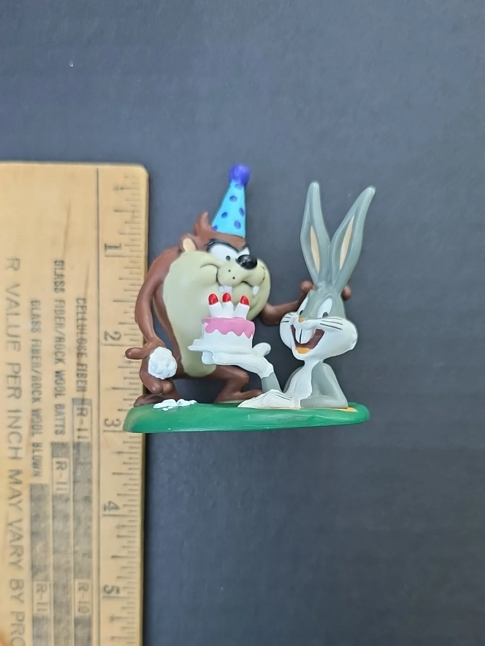 Vintage 1995 Warner Bros. Looney Tunes Bugs Bunny and Taz Cake Topper